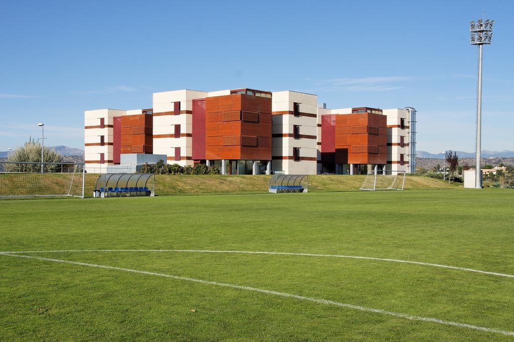 Hotelsefutbol Las Rozas de Madrid Ngoại thất bức ảnh