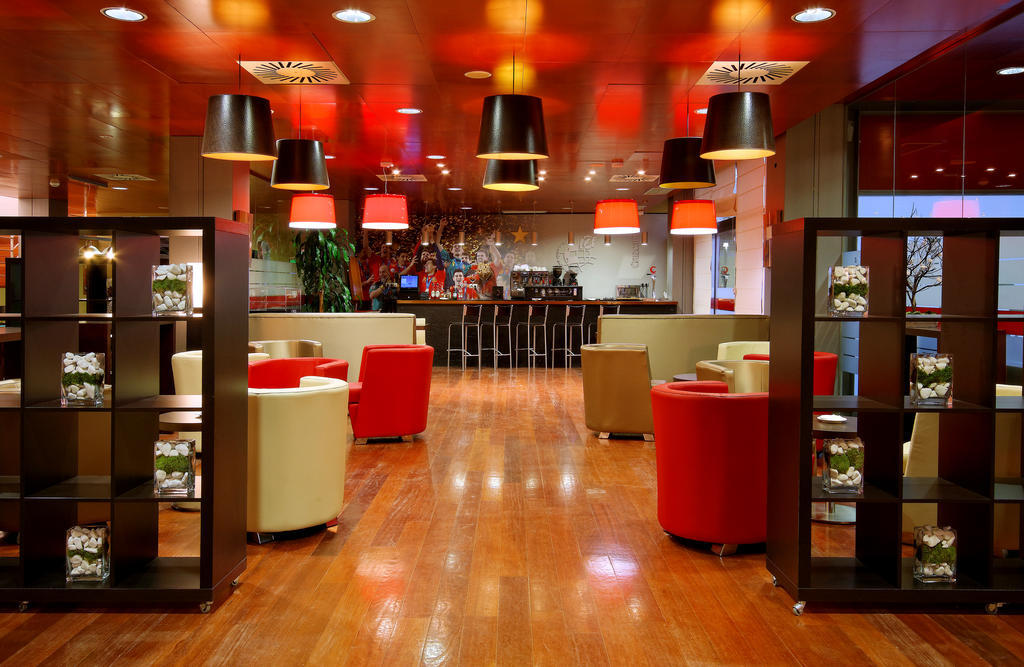 Hotelsefutbol Las Rozas de Madrid Ngoại thất bức ảnh